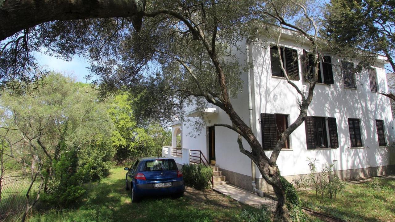 Apartment Gita Malinska Exteriör bild